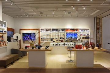 引领科技潮流 专业电脑与笔记本专卖店的电子产品销售之道